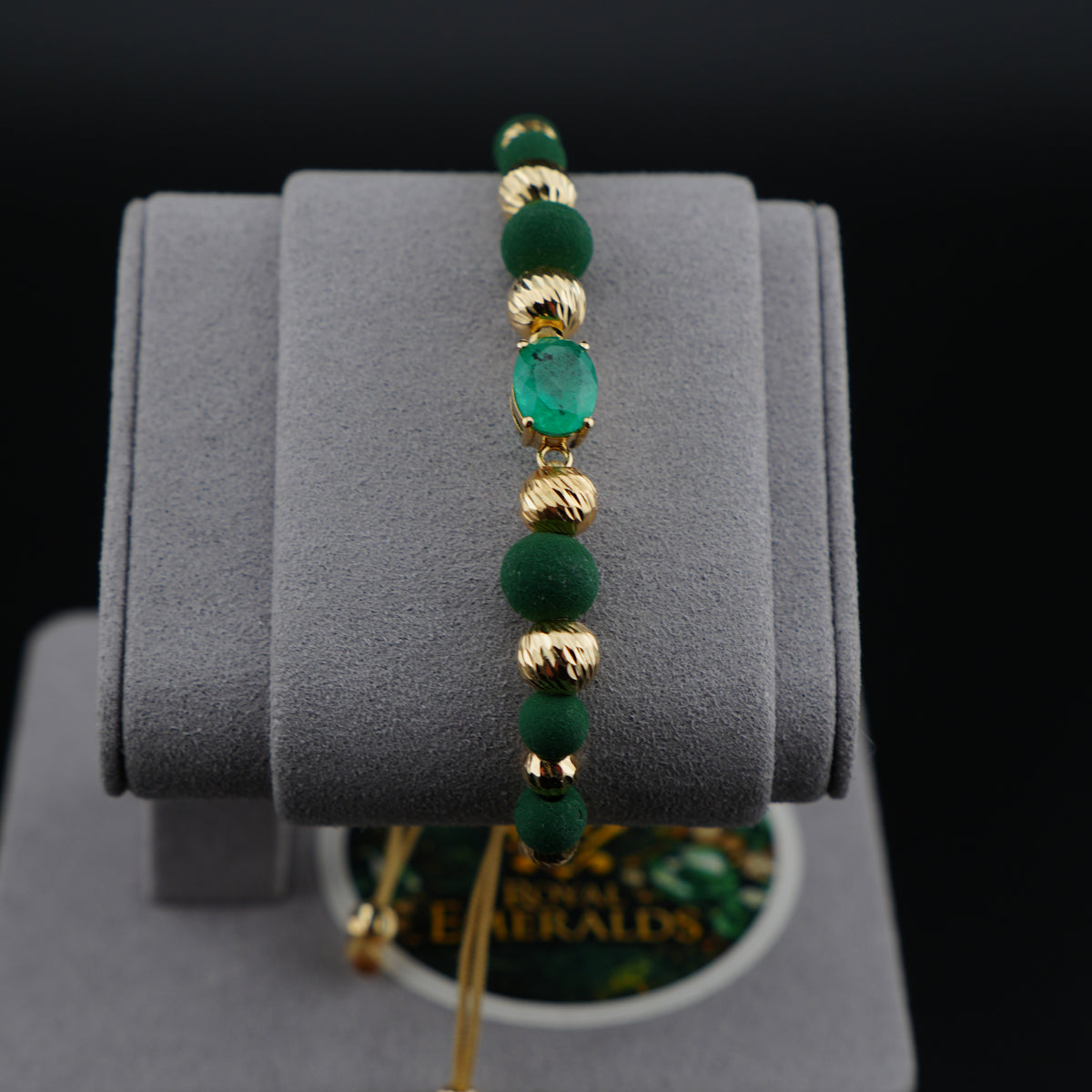 Pulsera Tejida Artesanal con Esmeralda Natural Ovalada Colombiana